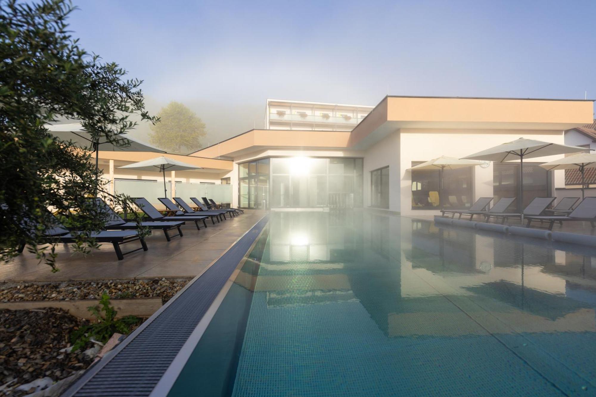 Genuss- Und Wellnesshotel Puchas クークミルン エクステリア 写真