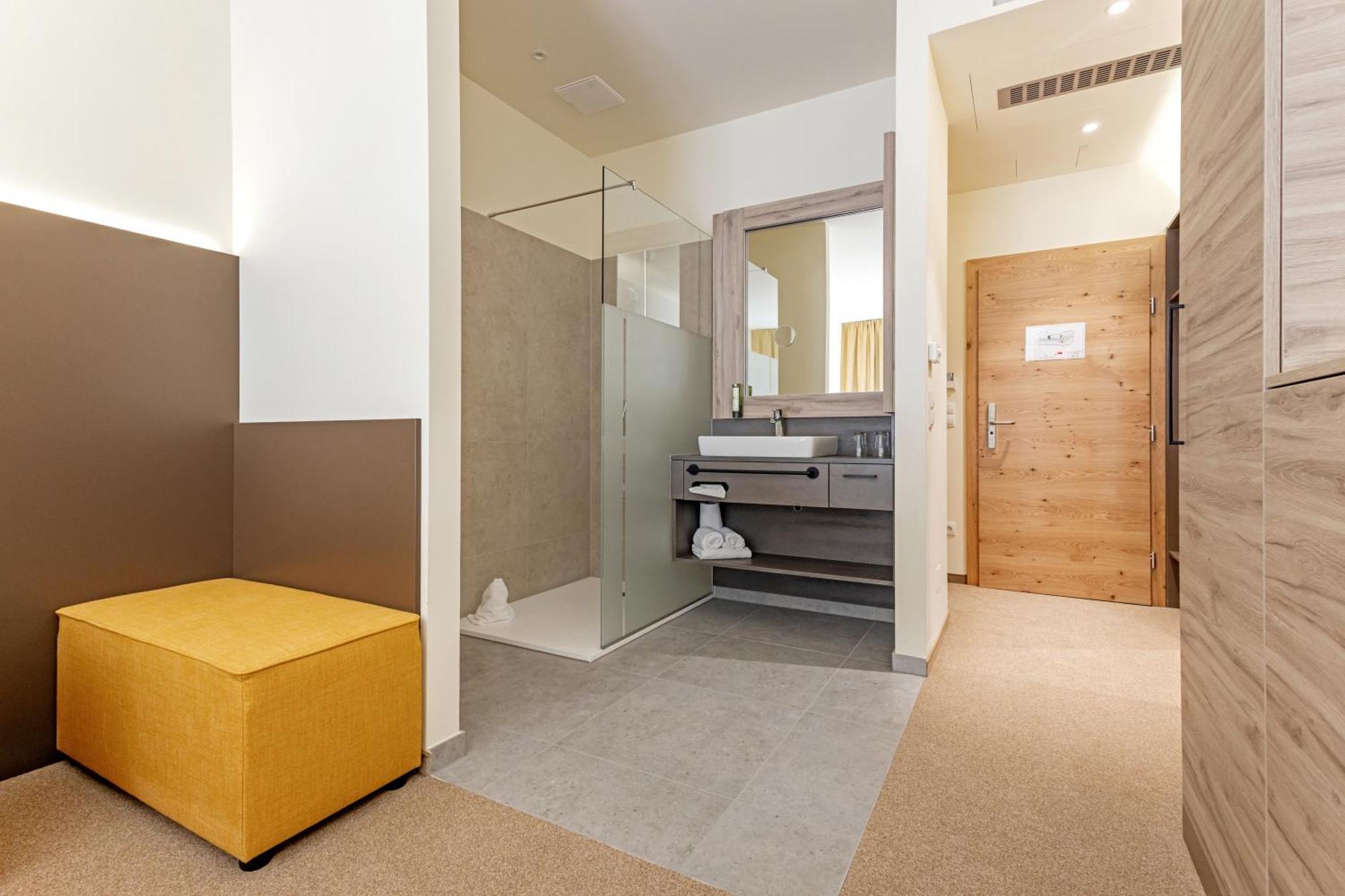 Genuss- Und Wellnesshotel Puchas クークミルン エクステリア 写真