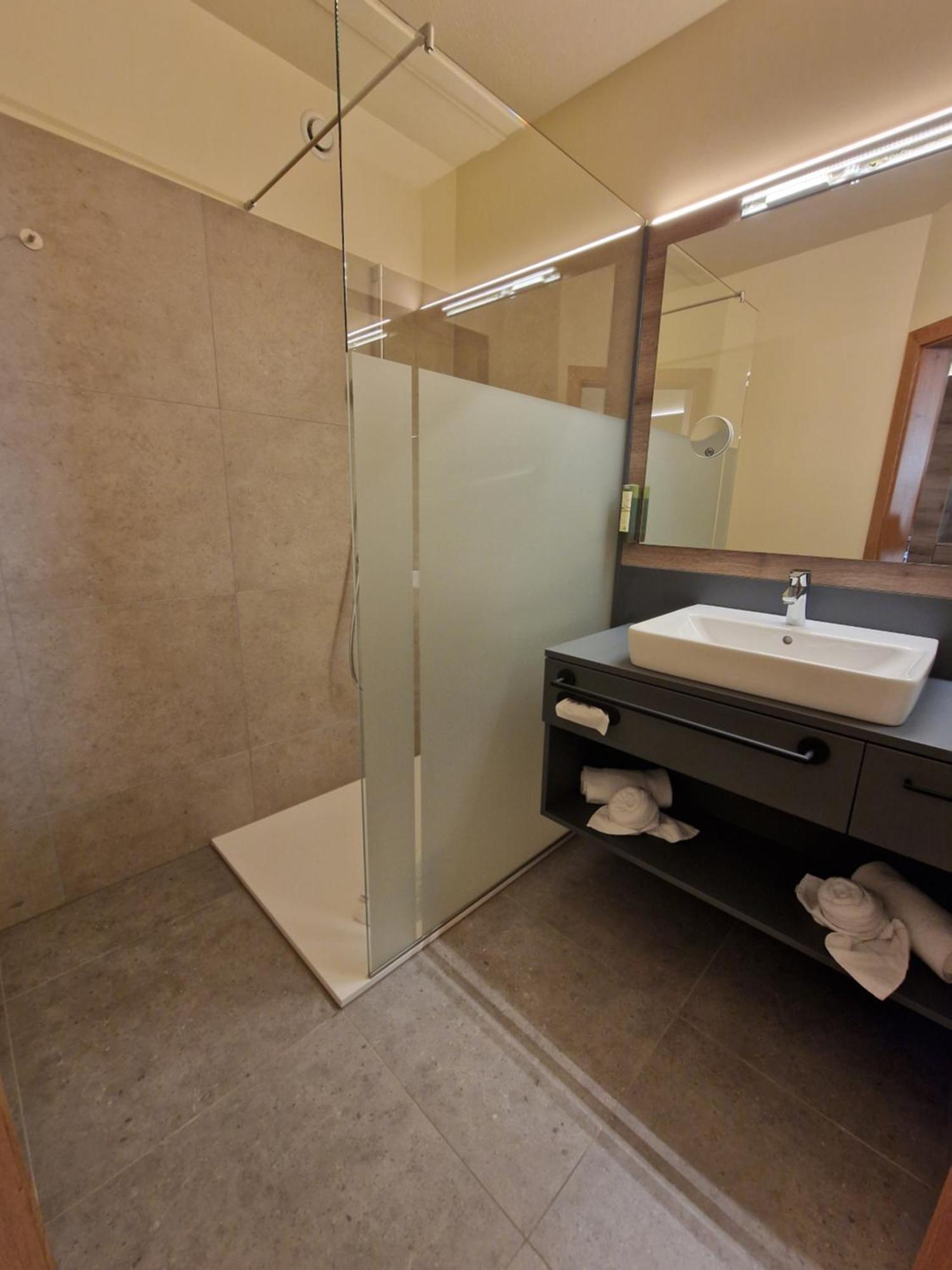 Genuss- Und Wellnesshotel Puchas クークミルン エクステリア 写真